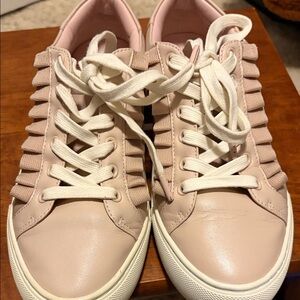 Women’s Casual Lace-Up Sneakers in Blush Pink
